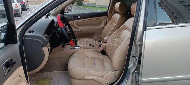 Volkswagen Passat 2004, 248,527 km - 1.8 l - Bakı
