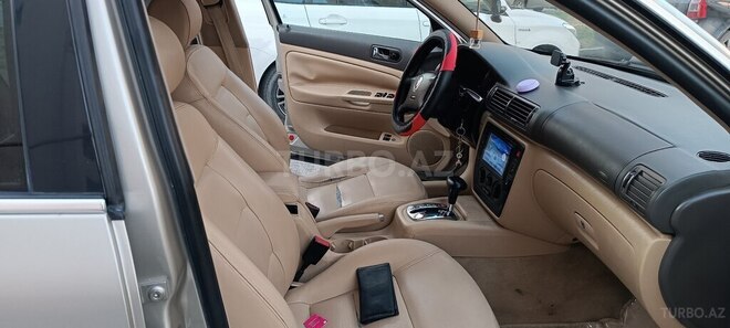 Volkswagen Passat 2004, 248,527 km - 1.8 l - Bakı