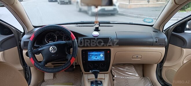 Volkswagen Passat 2004, 248,527 km - 1.8 l - Bakı