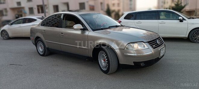 Volkswagen Passat 2004, 248,527 km - 1.8 l - Bakı