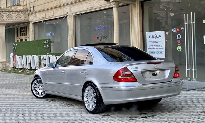 Mercedes E 240 2002, 246,000 km - 2.4 l - Bakı