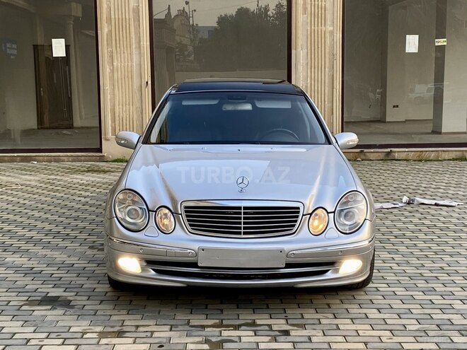 Mercedes E 240 2002, 246,000 km - 2.4 l - Bakı