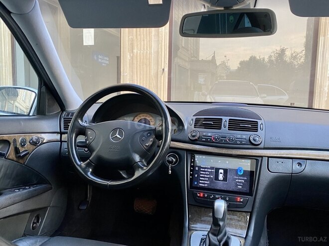 Mercedes E 240 2002, 246,000 km - 2.4 l - Bakı