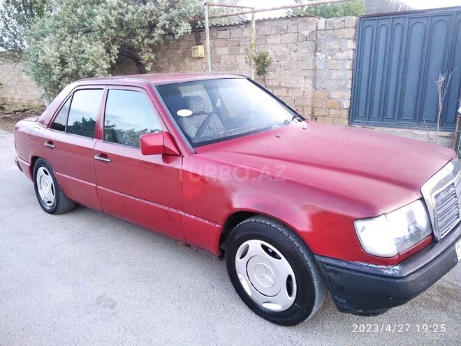 Mercedes E 250 1986, 555,555 km - 2.5 l - Bakı