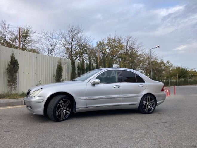 Mercedes C 240 2001, 277,000 km - 2.4 l - Bakı