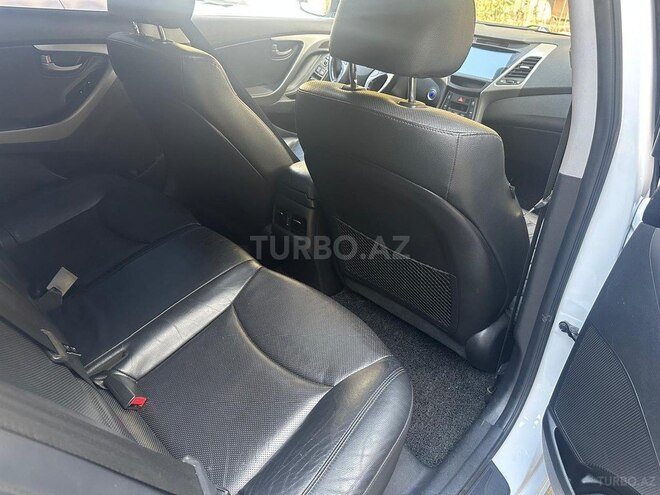 Hyundai Avante 2014, 156,841 km - 1.6 л - Bakı