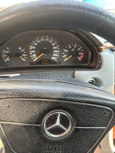 Mercedes E 280 1998, 350,000 km - 2.8 l - Göyçay