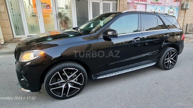 Mercedes GLE 250 4MATIC 2016, 245,020 km - 2.2 л - Bakı