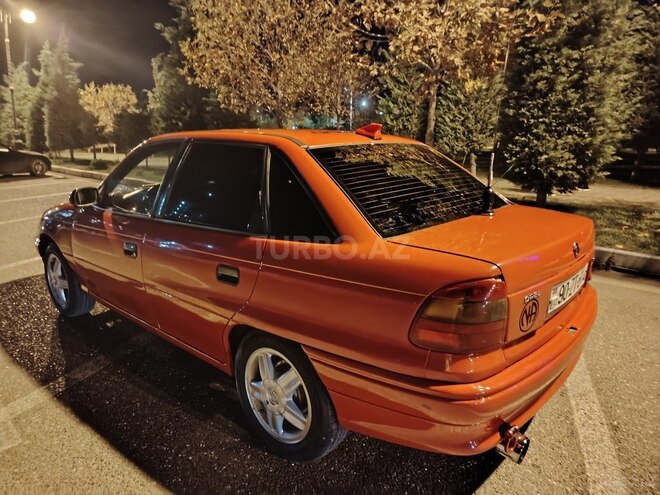 Opel Astra 1996, 510,211 km - 1.6 l - Sumqayıt