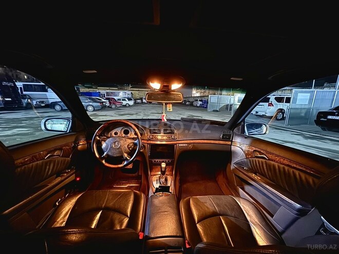 Mercedes E 200 2003, 330,000 km - 1.8 l - Bakı
