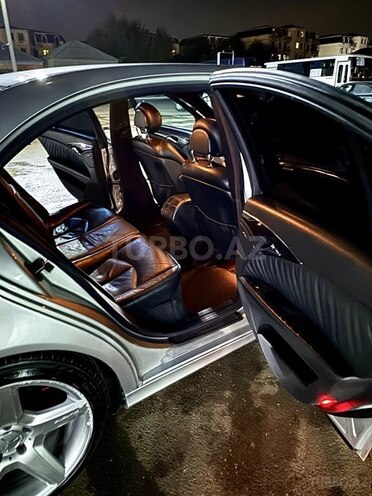 Mercedes E 200 2003, 330,000 km - 1.8 l - Bakı