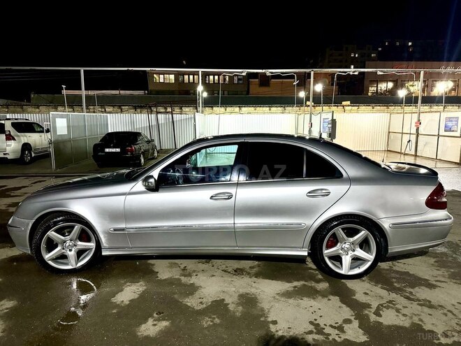 Mercedes E 200 2003, 330,000 km - 1.8 l - Bakı