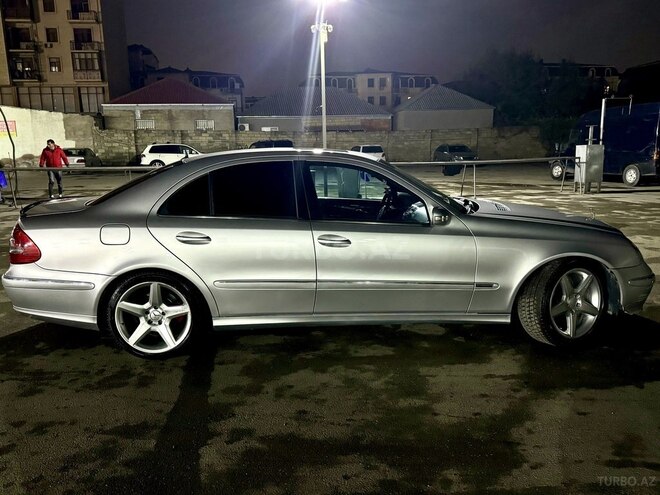 Mercedes E 200 2003, 330,000 km - 1.8 l - Bakı
