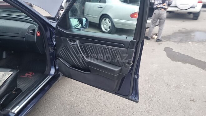 Mercedes C 200 1998, 367,000 km - 2.0 l - Bakı