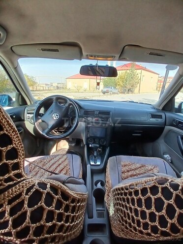 Volkswagen Jetta 2003, 286,400 km - 2.0 l - Bakı