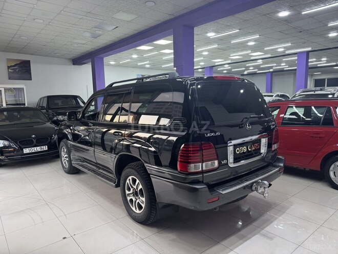 Lexus LX 470-12