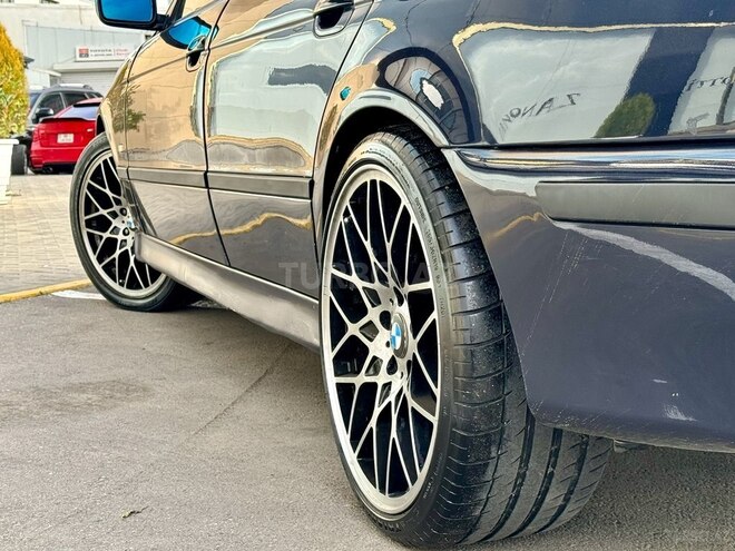 BMW 525 1998, 350,000 km - 2.5 l - Bakı
