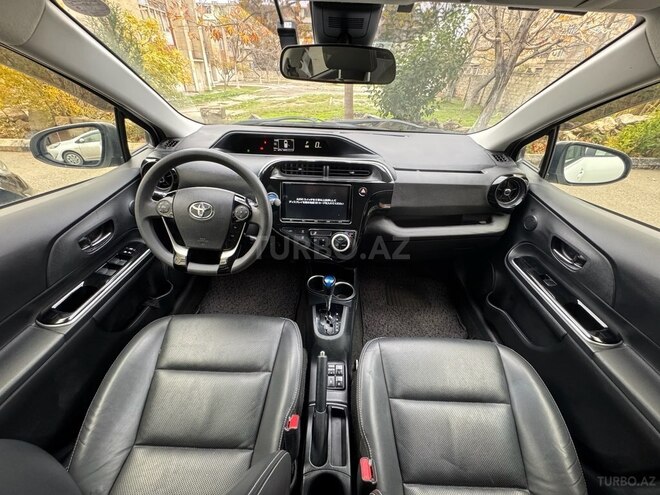 Toyota Aqua 2017, 80,000 km - 1.5 l - Bakı