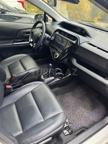 Toyota Aqua 2017, 80,000 km - 1.5 l - Bakı