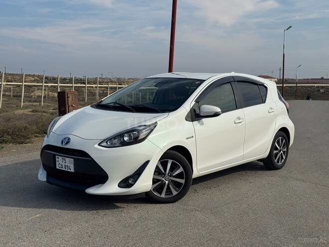 Toyota Aqua 2017, 80,000 km - 1.5 l - Bakı