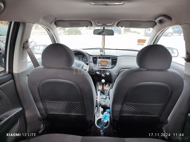 Kia Rio 2009, 138,008 km - 1.5 l - Saatlı