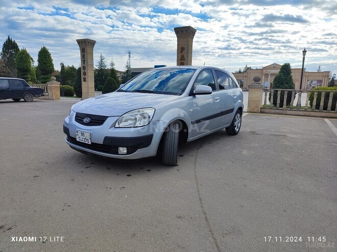 Kia Rio 2009, 138,008 km - 1.5 l - Saatlı