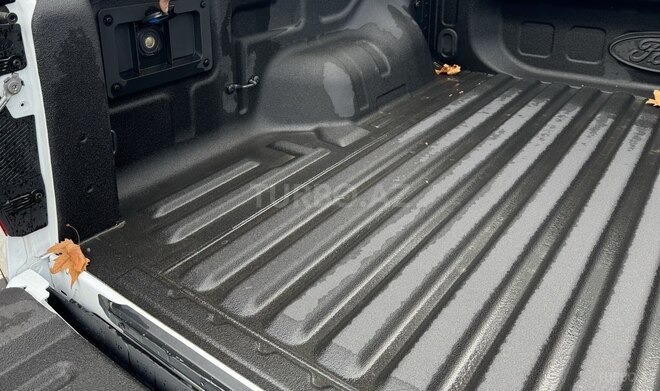 Ford Ranger-12