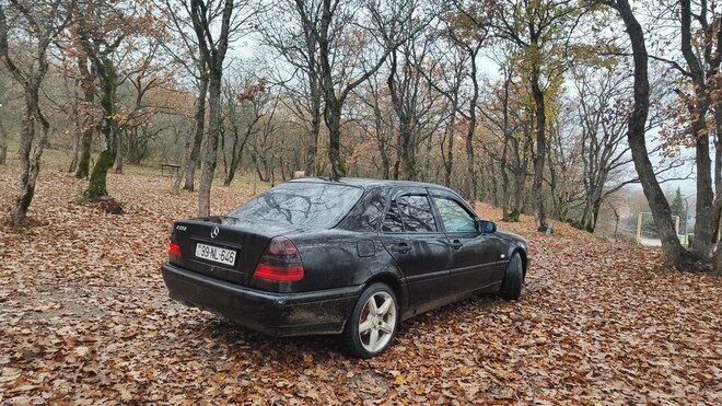 Mercedes C 220 d 1999, 400,000 km - 2.2 l - Bakı