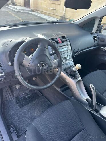 Toyota Auris 2008, 360,000 km - 1.4 l - Gəncə