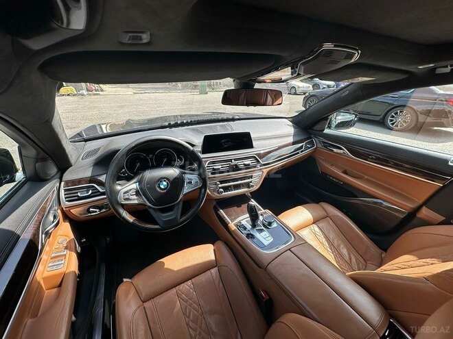 BMW 740 2018, 125,000 km - 3.0 l - Bakı