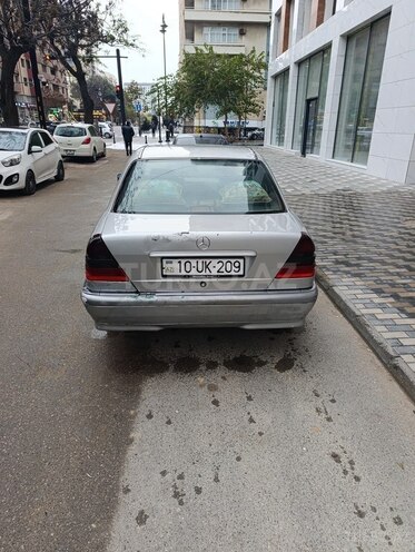 Mercedes C 240 1997, 800,000 km - 2.4 л - Bakı