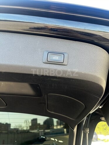 Audi Q7 2013, 141,500 km - 3.0 л - Bakı