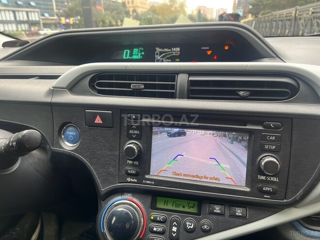 Toyota Prius C 2012, 156,106 km - 1.5 l - Bakı