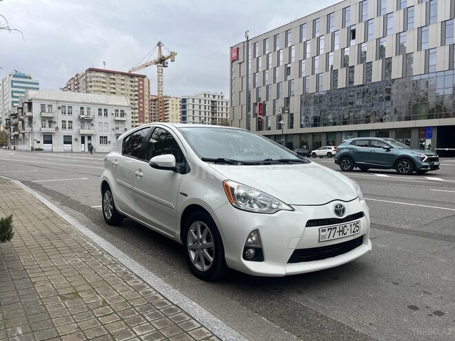 Toyota Prius C 2012, 156,106 km - 1.5 l - Bakı