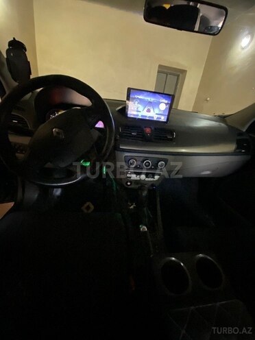 Renault Megane 2010, 253,746 km - 1.5 л - Quba