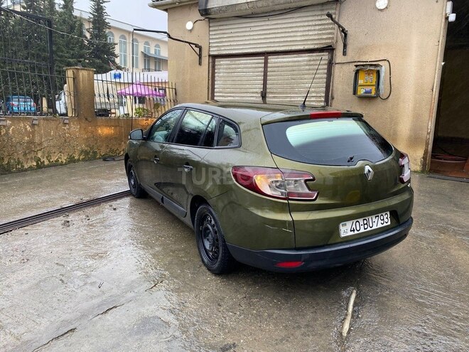 Renault Megane 2010, 253,746 km - 1.5 л - Quba