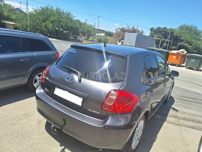 Toyota Auris 2009, 244,477 km - 1.4 л - Bakı