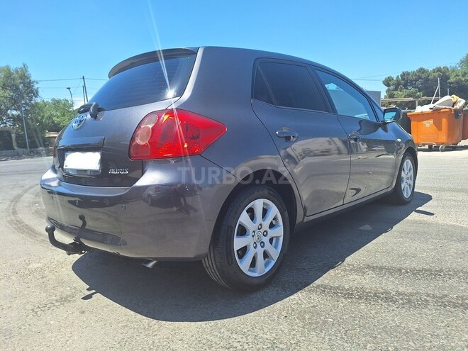 Toyota Auris 2009, 244,477 km - 1.4 л - Bakı