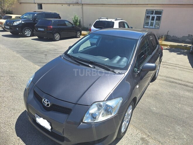 Toyota Auris 2009, 244,477 km - 1.4 л - Bakı