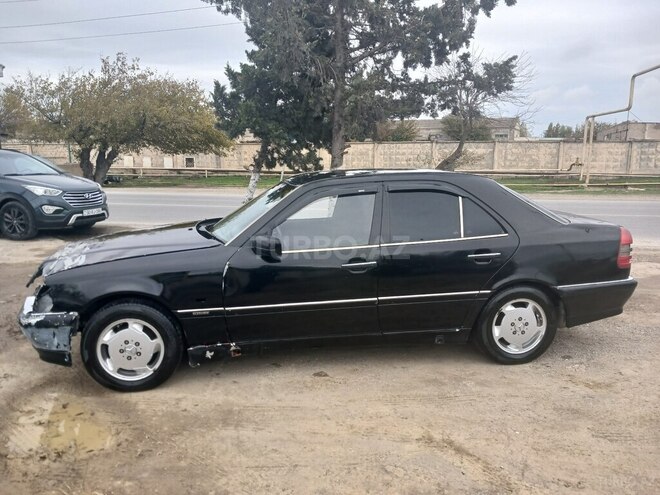 Mercedes C 180 1996, 259,000 km - 1.8 l - Bakı