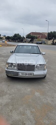Mercedes E 220 1995, 530,000 km - 2.2 l - Bakı