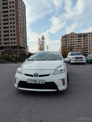 Toyota Prius-1