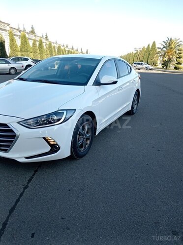 Hyundai Avante 2015, 185,200 km - 1.6 l - Gəncə