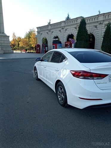 Hyundai Avante 2015, 185,200 km - 1.6 l - Gəncə