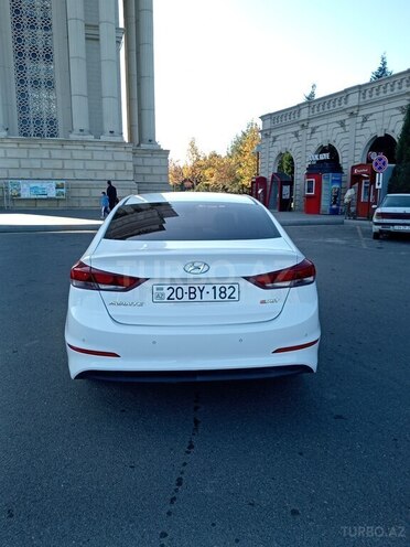 Hyundai Avante 2015, 185,200 km - 1.6 l - Gəncə