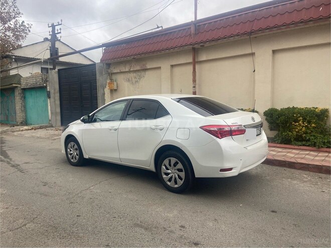 Toyota Corolla 2013, 196,000 km - 1.6 l - Bakı