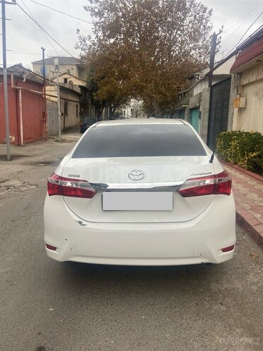Toyota Corolla 2013, 196,000 km - 1.6 l - Bakı
