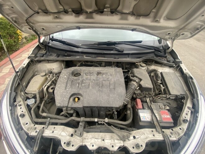 Toyota Corolla 2013, 196,000 km - 1.6 l - Bakı