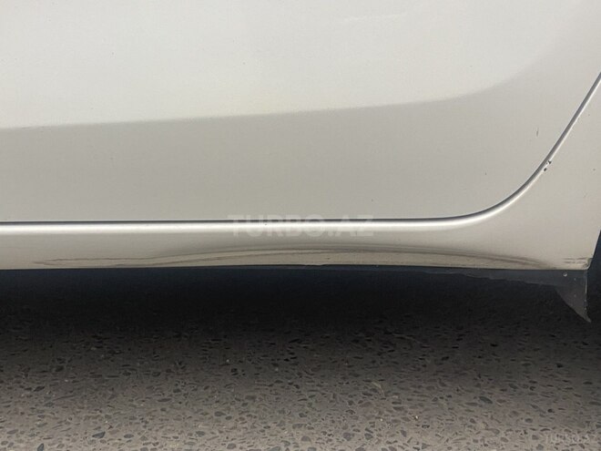 Toyota Corolla 2013, 196,000 km - 1.6 l - Bakı