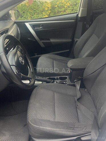 Toyota Corolla 2013, 196,000 km - 1.6 l - Bakı